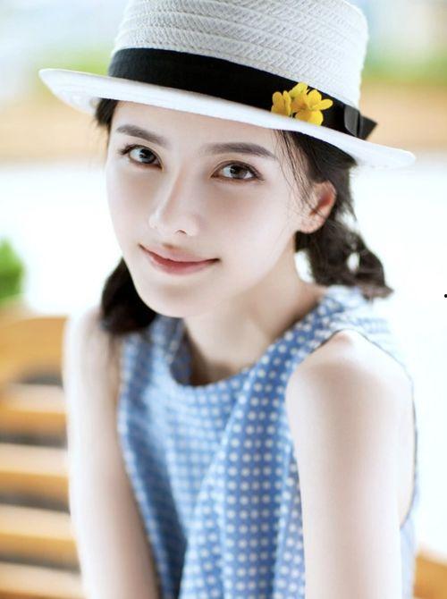 张芷溪最新爆料,揭秘娱乐圈不为人知的幕后故事 第3张 张芷溪最新爆料,揭秘娱乐圈不为人知的幕后故事 第3张