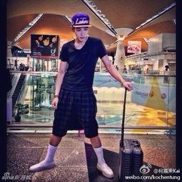 台湾艺人被爆料吸毒视频  第2张